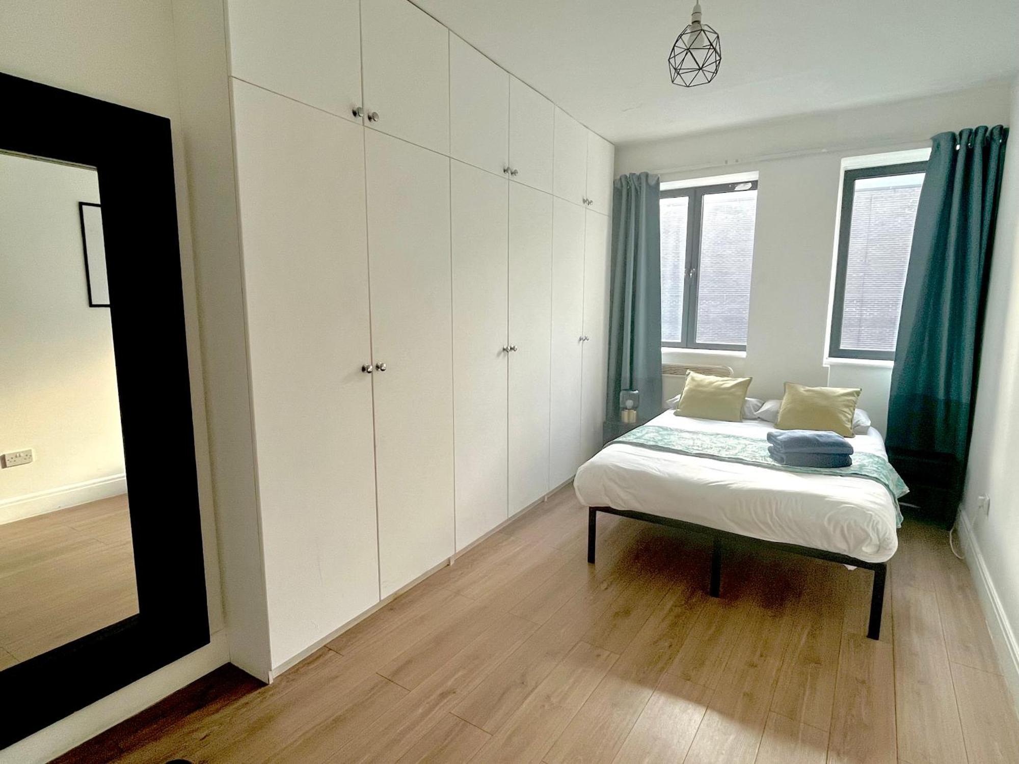 Shoreditch Apartments By Dc London Rooms Room photo